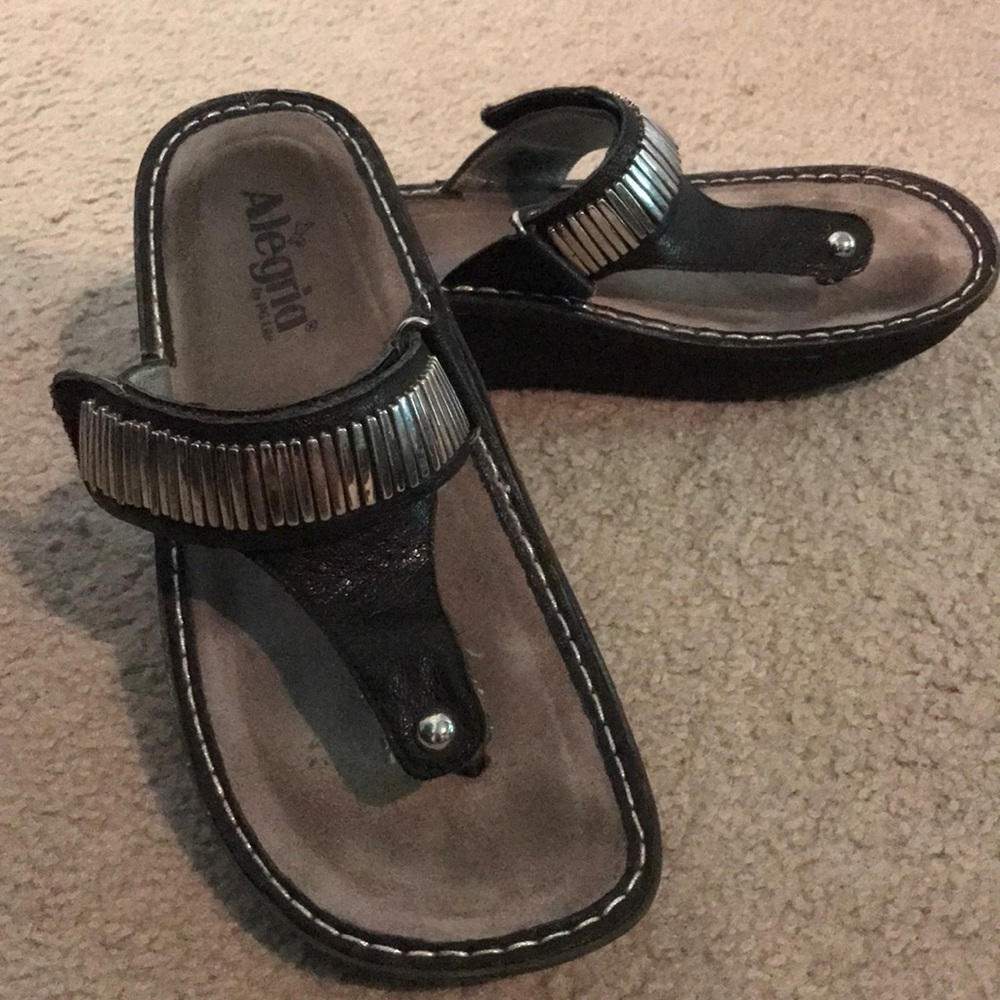 Alegria Sandals Ladies Size 40 Flip Flop Style
